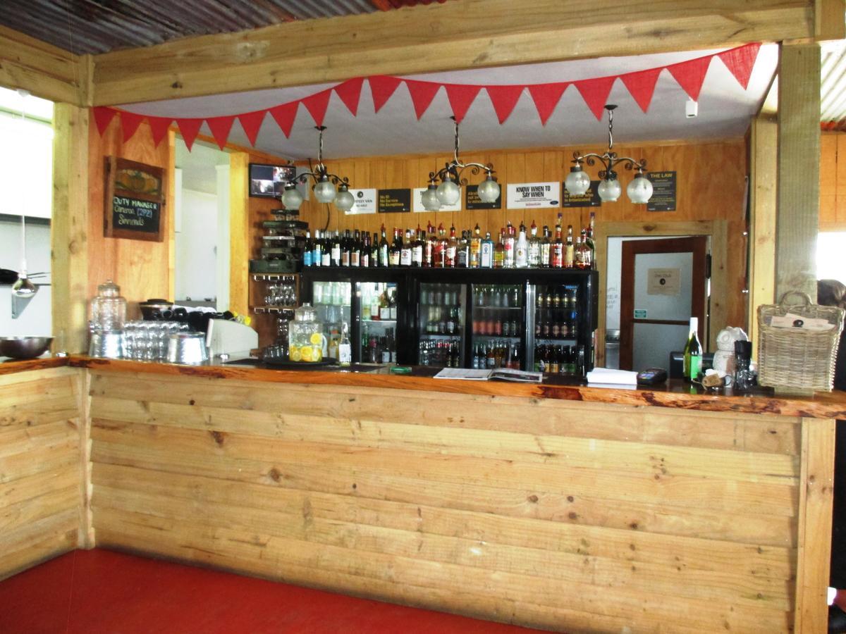 Piopio Fatowl Motel, Bar & Eatery מראה חיצוני תמונה